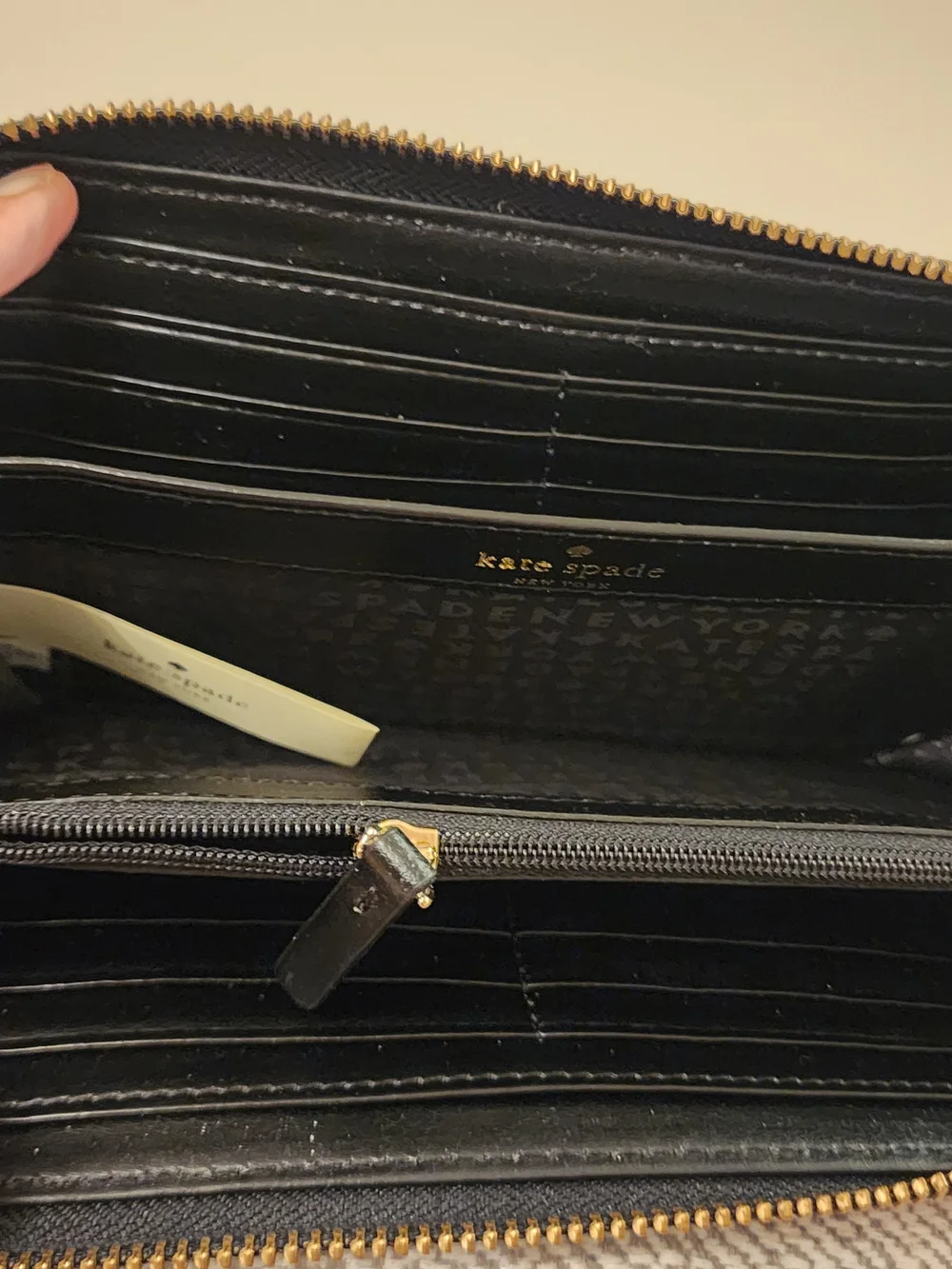 NWOT kate spade Black Floral Zip-Around Wallet with Pink & Red Accents